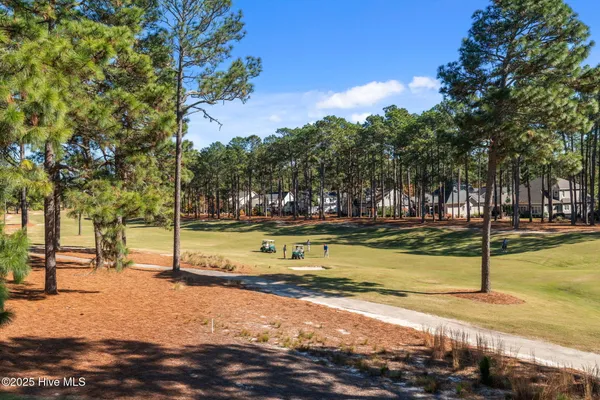 $899,000 | 140 Cochrane Castle Circle, Pinehurst, NC 28374