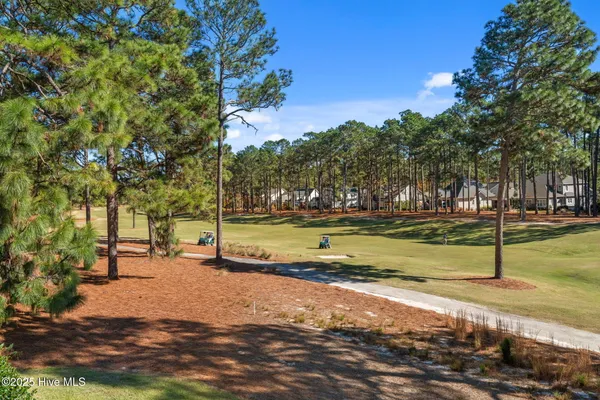 $899,000 | 140 Cochrane Castle Circle, Pinehurst, NC 28374