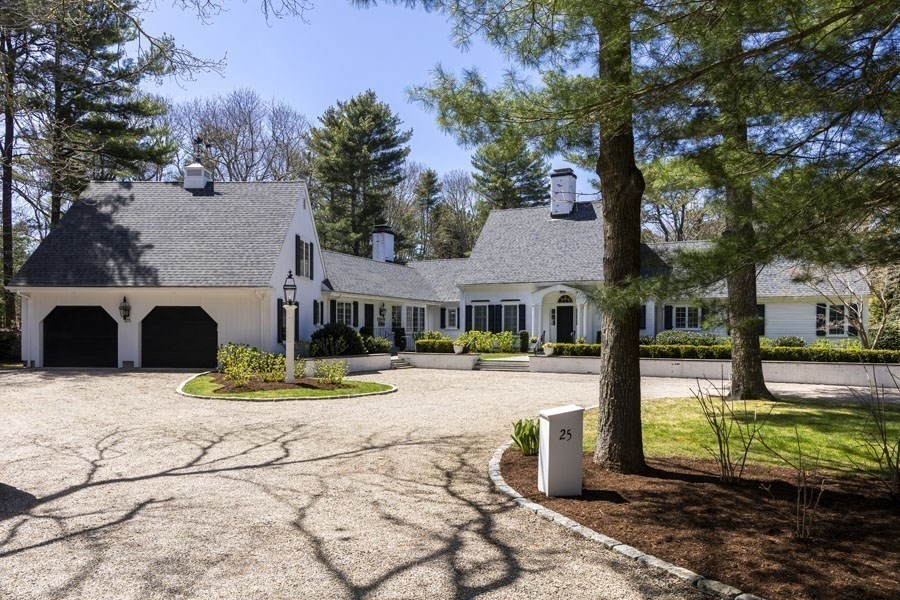 25 Oakdale Path Barnstable, MA 02655 - Photo 3 of 42 a view of a house with backyard and sitting area