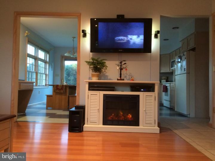 1680 Flora Road Vineland, NJ 08360 - Photo 3 of 23 Gallery Image 3