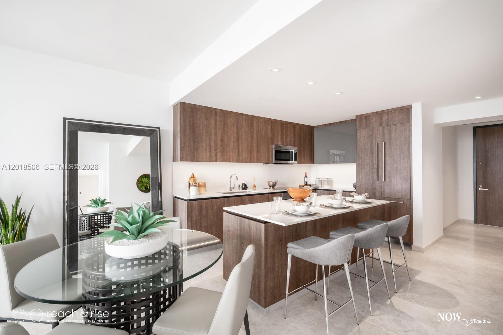 88 Southwest 7th Street, Unit 2406 Miami, FL 33130 - Photo 2 of 13