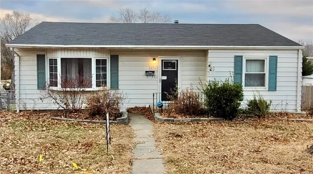 $264,900 | 824 Garden Street, St. Joseph, MO 64504
