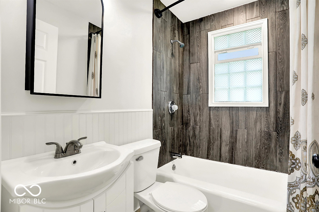 11155 East 10th Street Indianapolis, IN 46229 - Photo 23 of 42