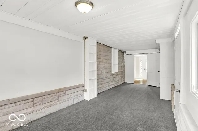 $179,900 | 11155 East 10th Street, Indianapolis, IN 46229