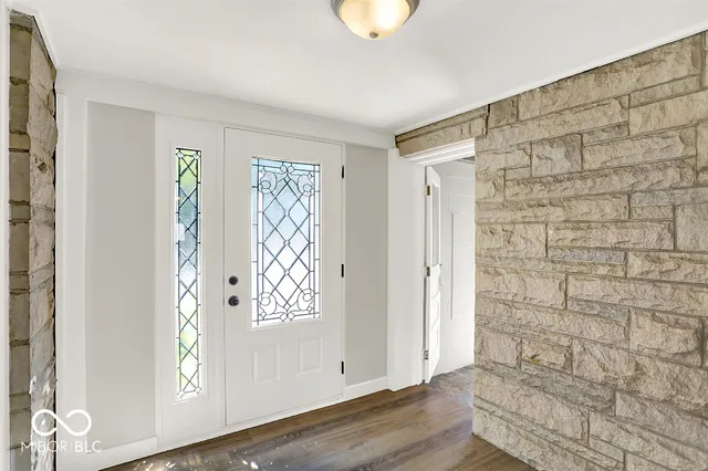 $179,900 | 11155 East 10th Street, Indianapolis, IN 46229