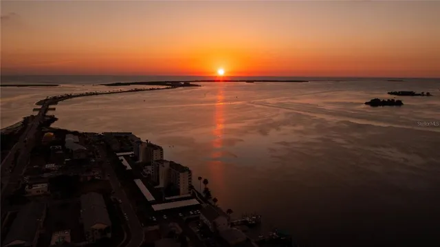 $1,199,000 | 600 Reserve Court, Unit 600, Dunedin, FL 34698