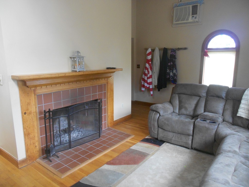 16 Pillings Road Saugus, MA 01906 - Photo 13 of 30 Gallery Image 13