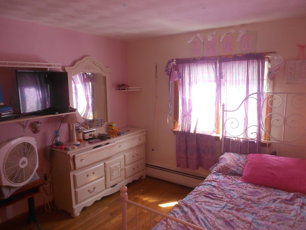 16 Pillings Road Saugus, MA 01906 - Photo 21 of 30 Gallery Image 21