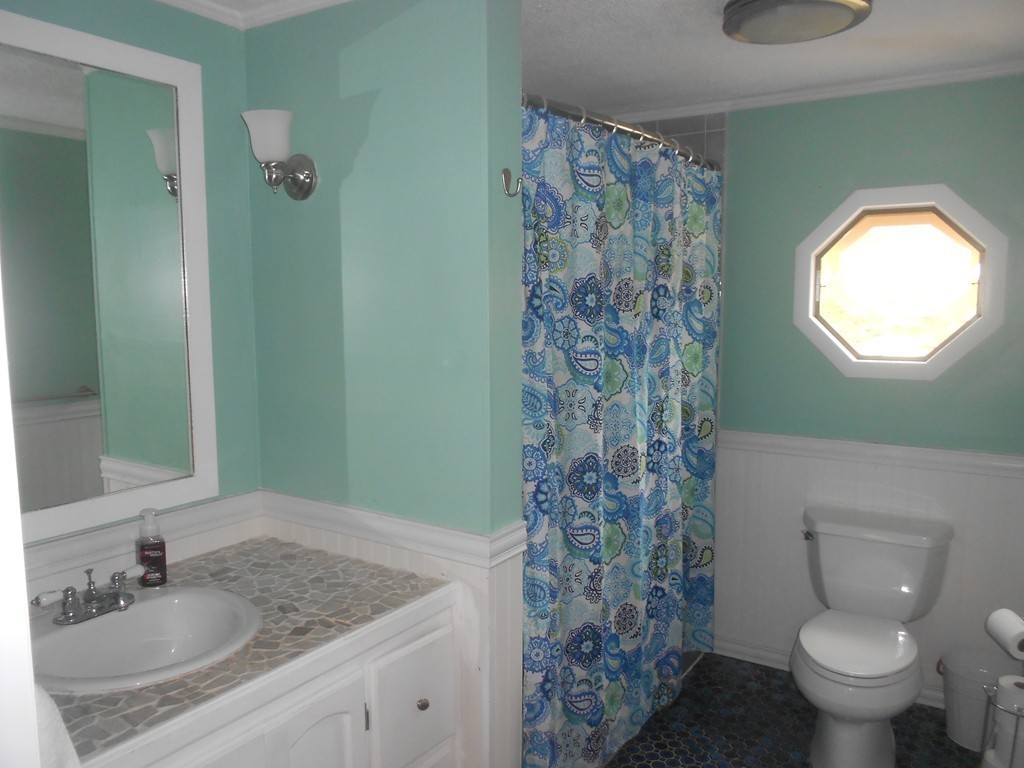 16 Pillings Road Saugus, MA 01906 - Photo 22 of 30 Gallery Image 22