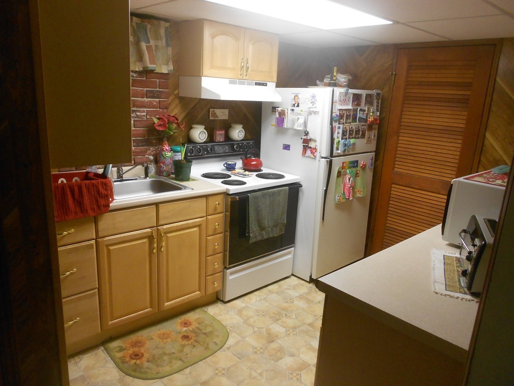 16 Pillings Road Saugus, MA 01906 - Photo 28 of 30 Gallery Image 28