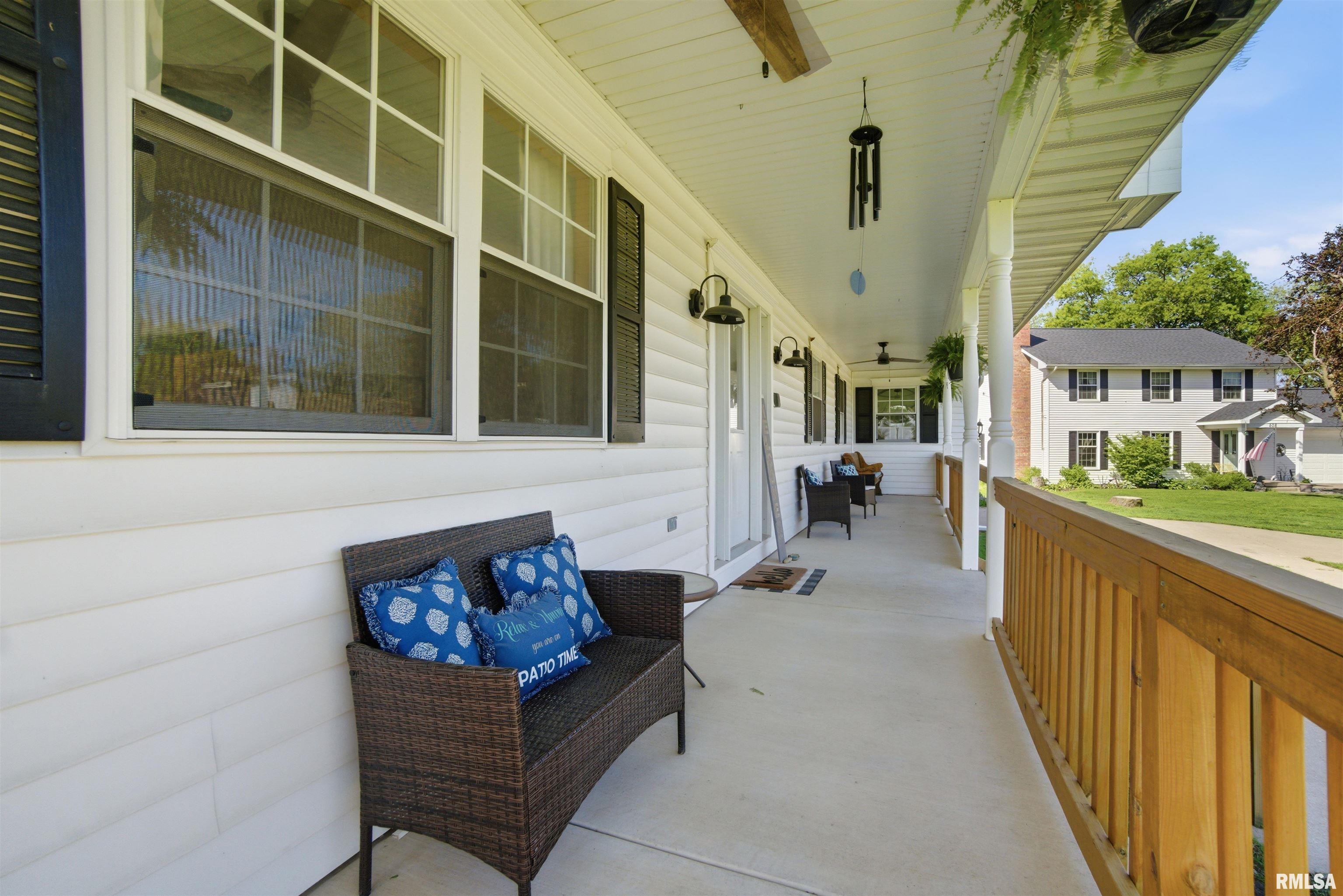510 Highview Ridge Washburn, IL 61570 - Photo 3 of 46 Gallery Image 3