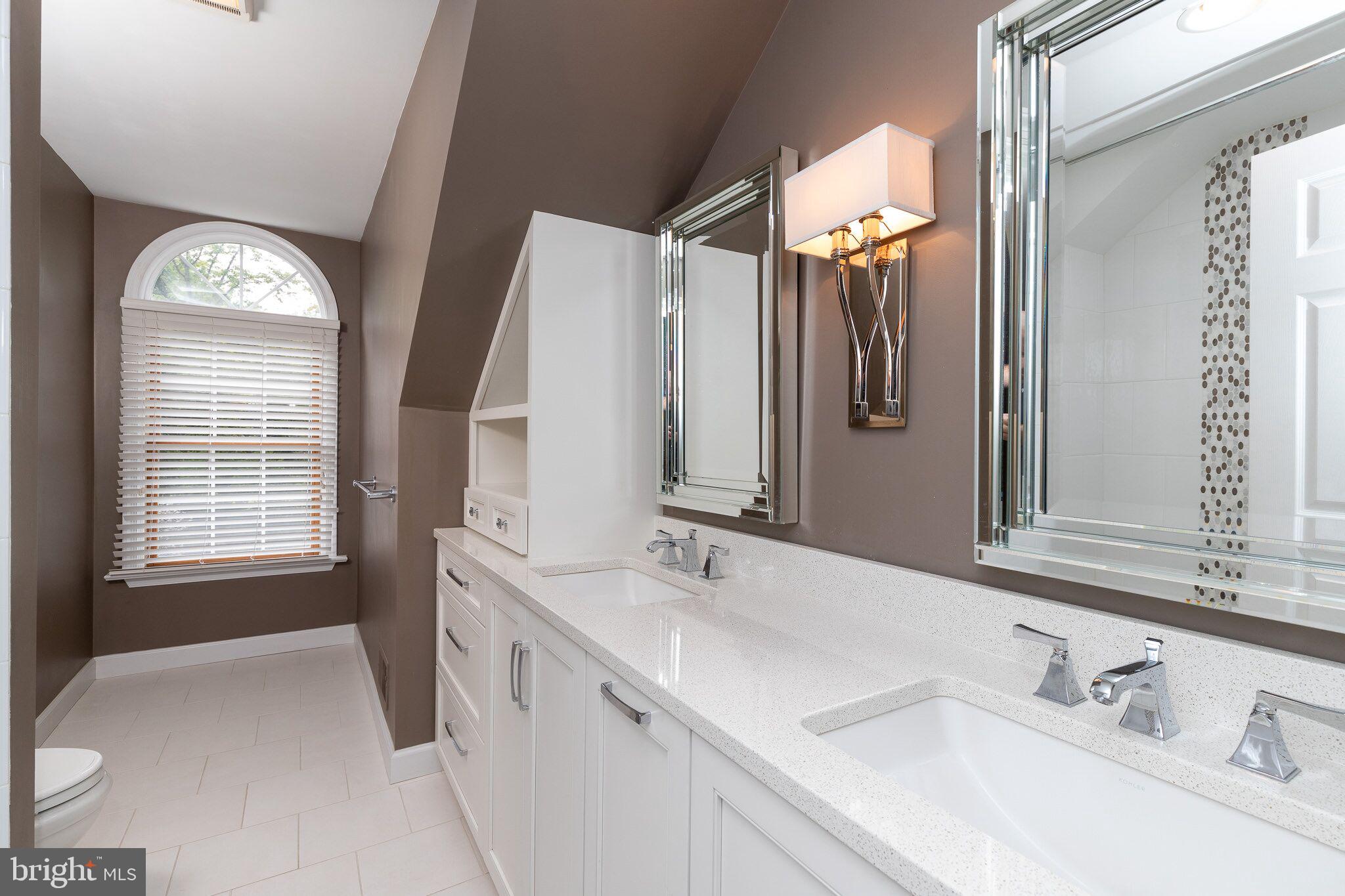 100 Indiantown Road Glenmoore, PA 19343 - Photo 21 of 33 Hall Bath 2nd Floor