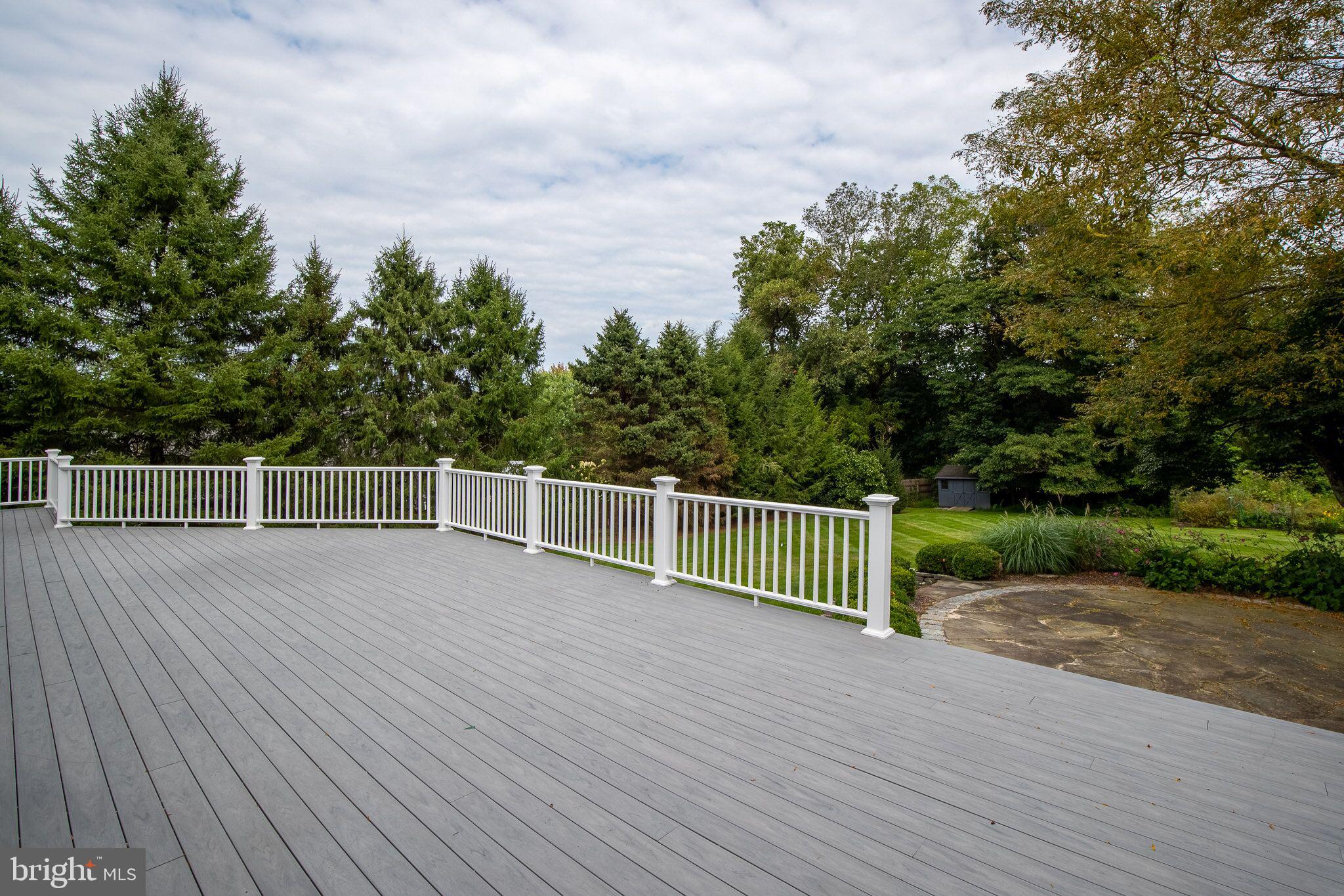 100 Indiantown Road Glenmoore, PA 19343 - Photo 32 of 33 Deck