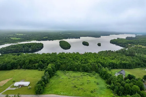 $399,900 | 43 Saint Albans Me 04971, St. Albans, ME 04971