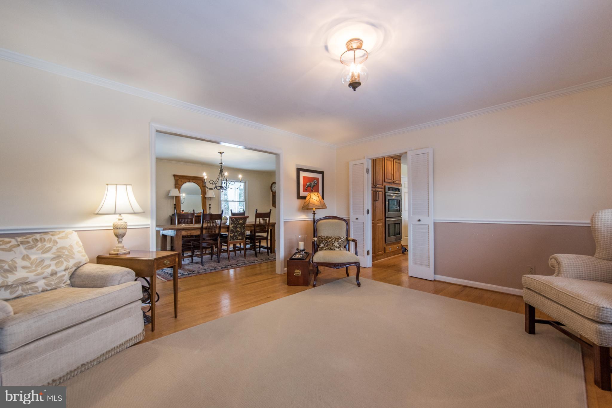2929 Moores Road Baldwin, MD 21013 - Photo 5 of 30 Living Room