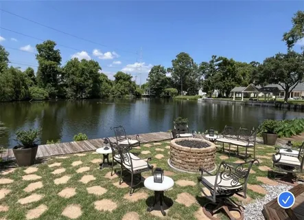 $950,000 | 6 Mary Ridge Court, River Ridge, LA 70123