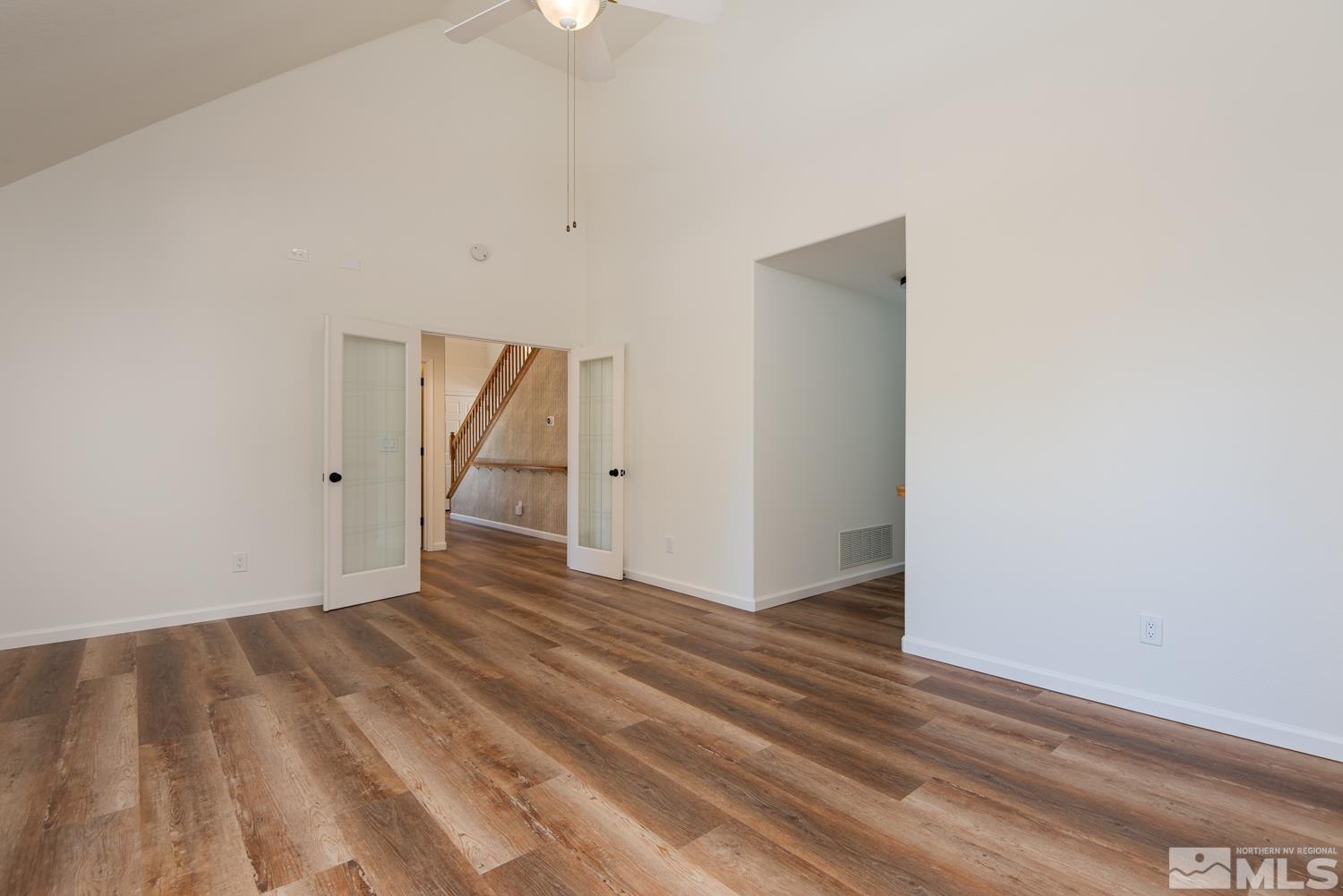 4651 Reds Grade Carson City, NV 89703 - Photo 14 of 39 wooden floor in a room