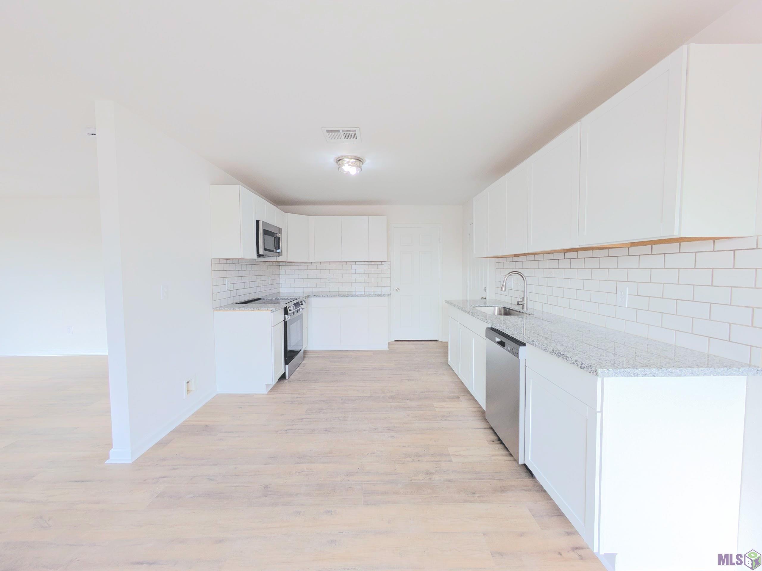 40346 Kipling Drive Darrow, LA 70725 - Photo 3 of 17