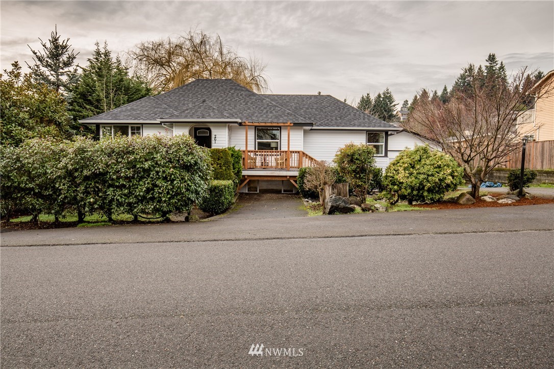 261 Powell Avenue Southwest Renton, WA 98057 - Photo 1 of 24