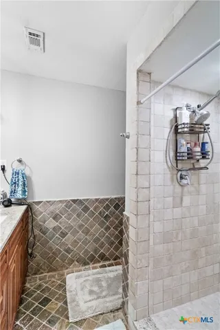 a bathroom with a bathtub