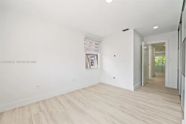 $6,300 | 21012 Northeast 34th Court, Unit 21012, Aventura, FL 33180