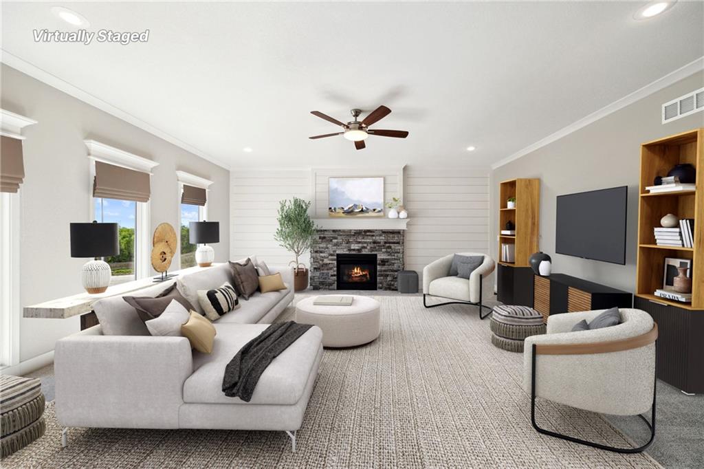 10318 North Winchester Ave  