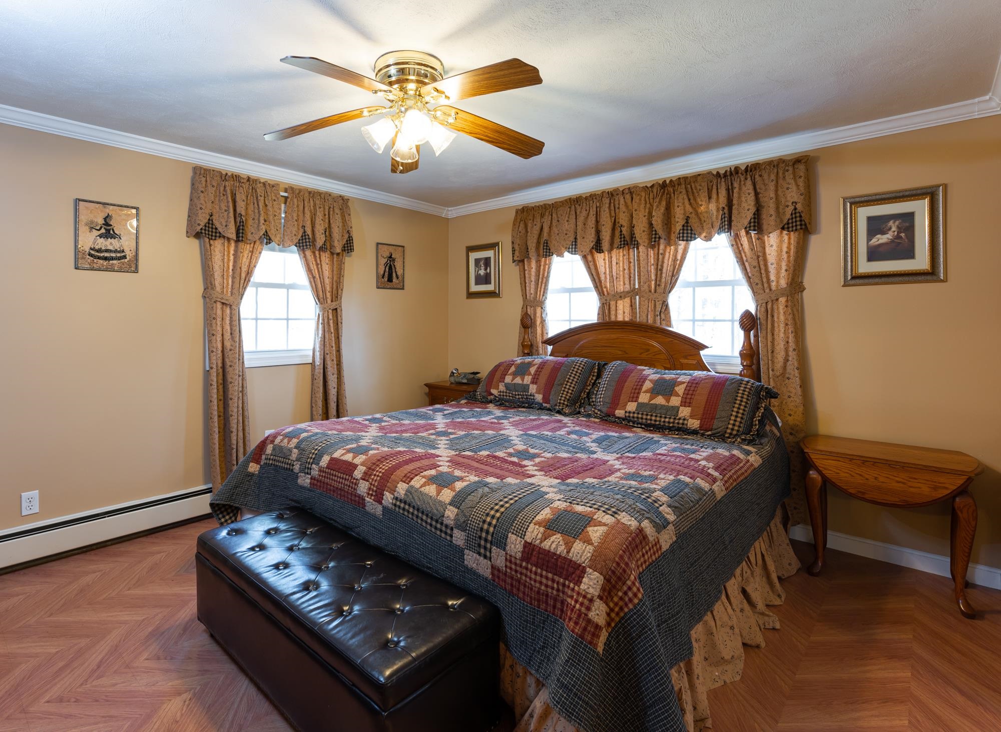 211 Mammoth Road Londonderry, NH 03053 - Photo 12 of 17