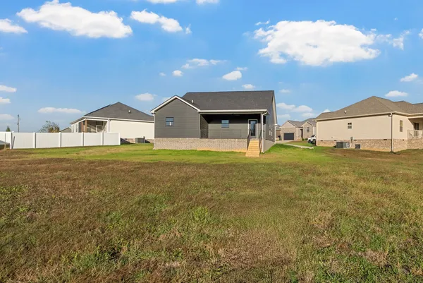 $274,500 | 109 Lowell Way, Hopkinsville, KY 42240