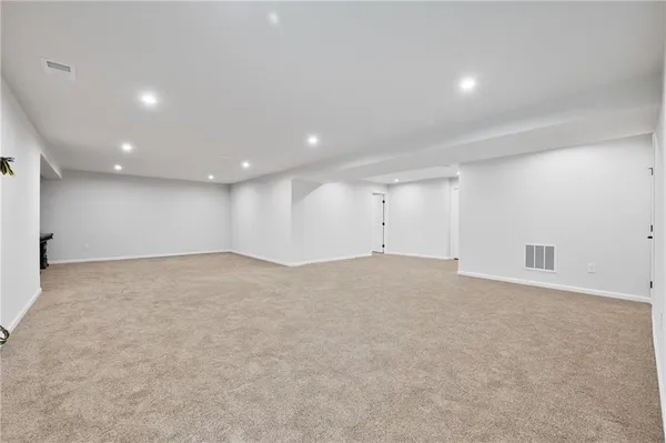 a view of empty room
