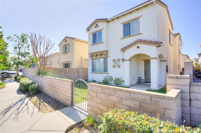 $3,400 | 469 Niagara Court, Corona, CA 92878