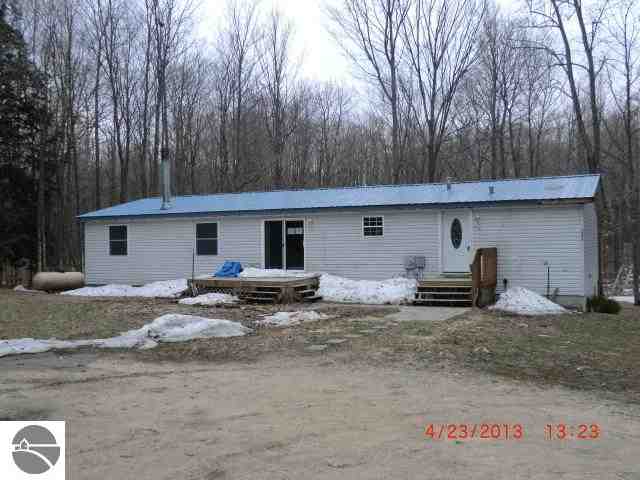 3820 Supply Road Traverse City, MI 49696 - Photo 1 of 25 1742696.JPG