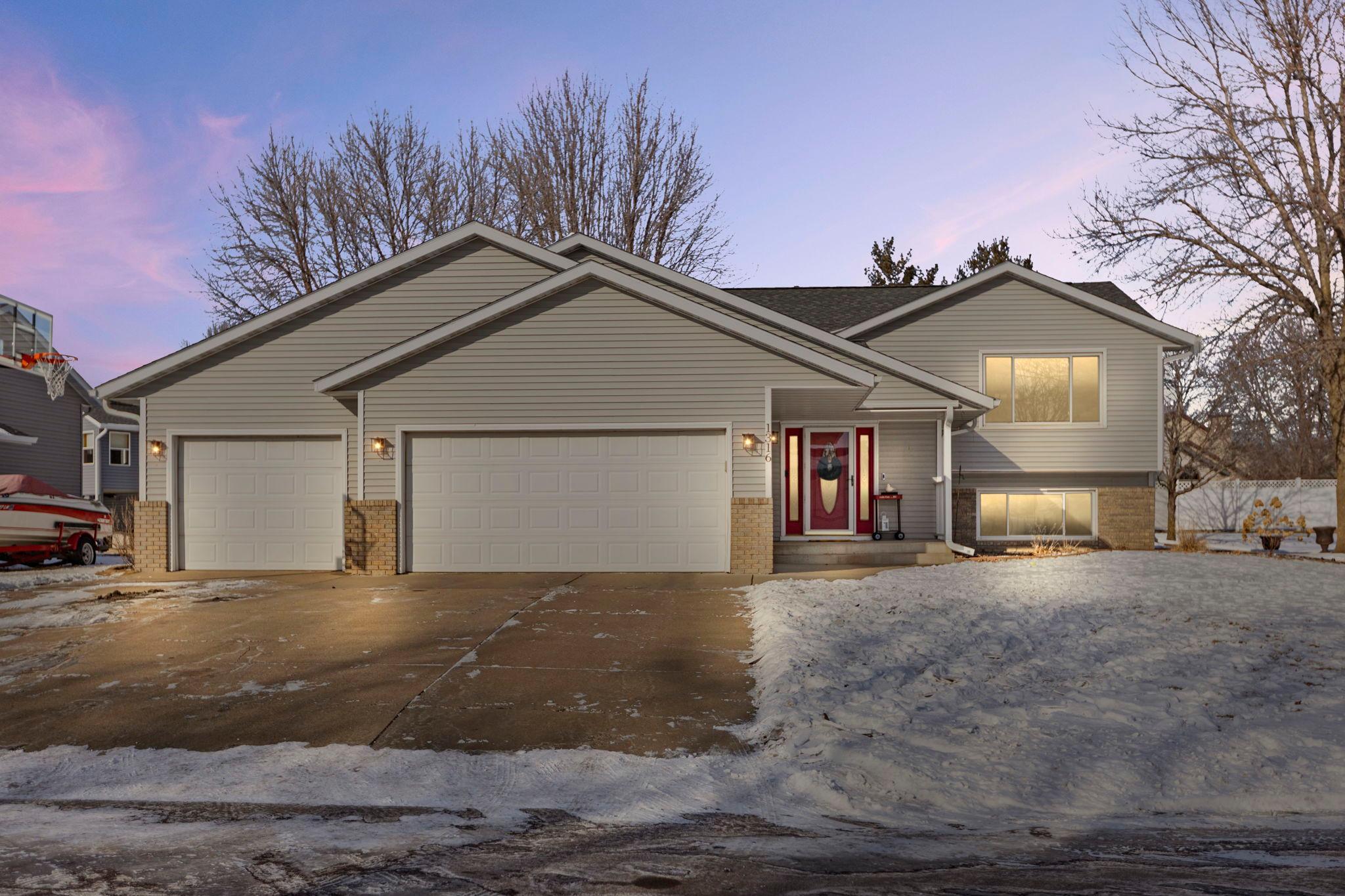 1316 19th Street Southwest Faribault, MN 55021 - Photo 1 of 1 Gallery Image 1