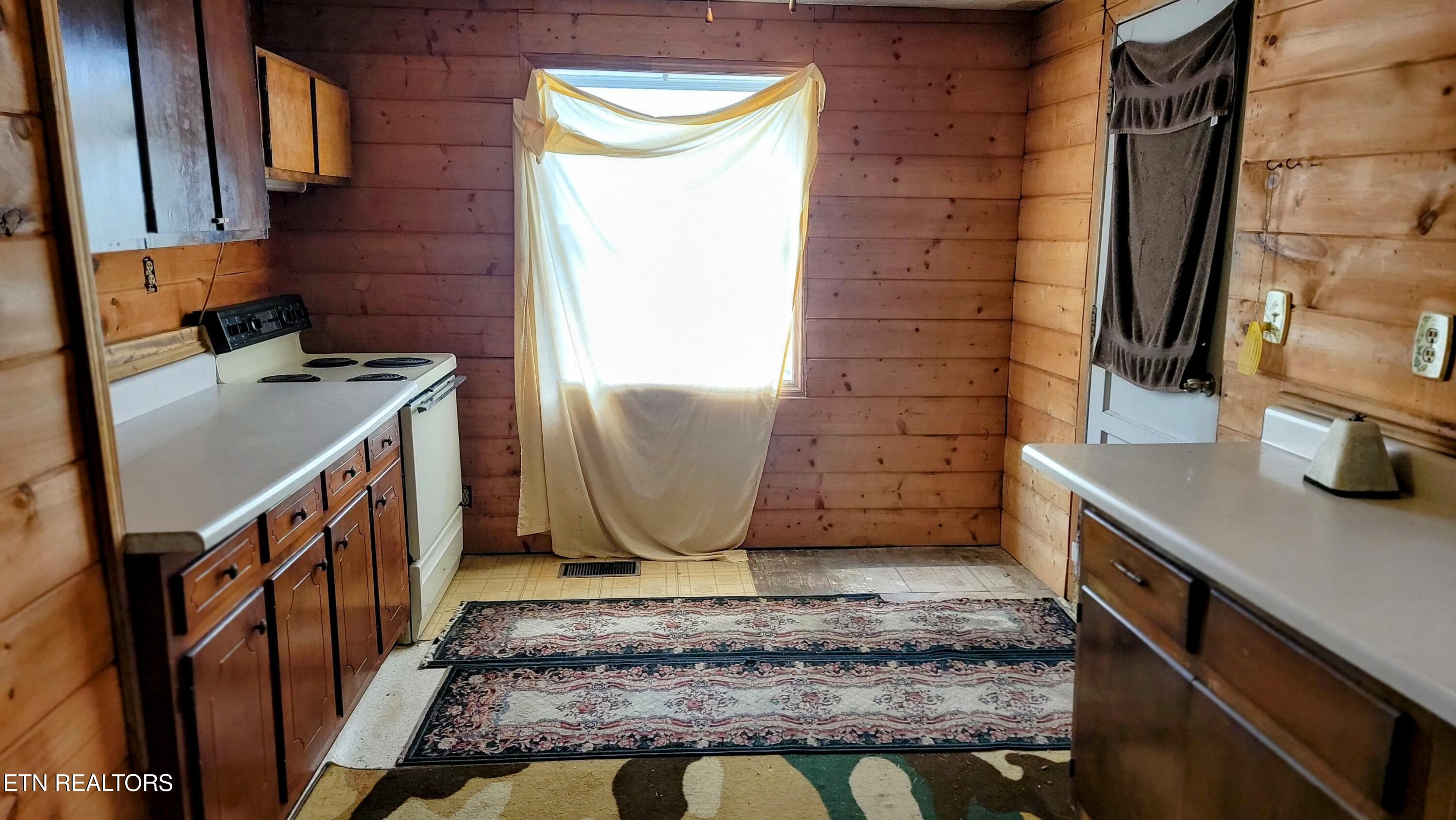 614 Mehaffey Road Powell, TN 37849 - Photo 14 of 14 20260128_134835