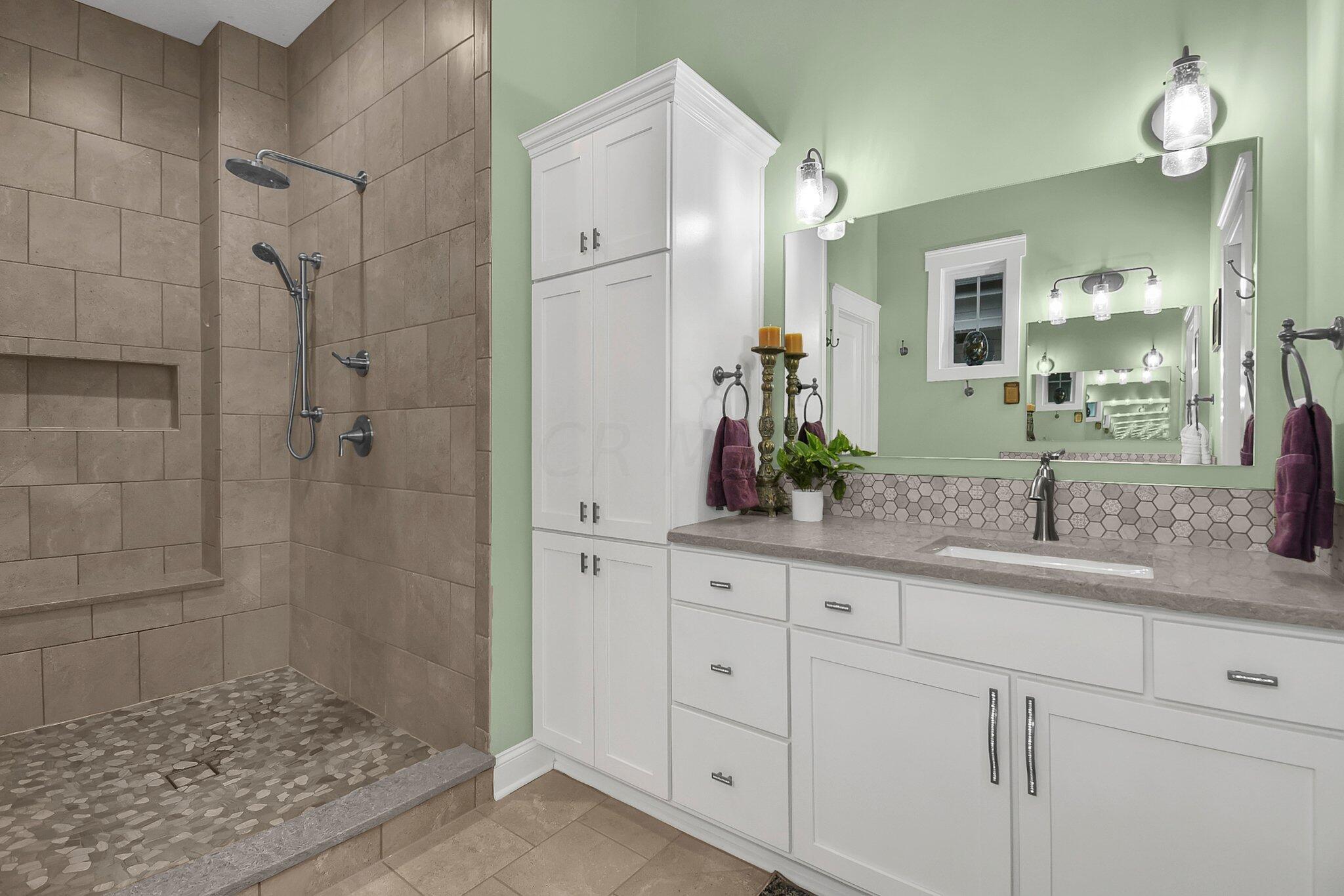 5763 Piatt Road Lewis Center, OH 43035 - Photo 14 of 36 En-suite bath