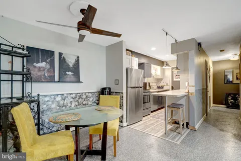 $270,000 | 8360 Dunham Court, Springfield, VA 22152