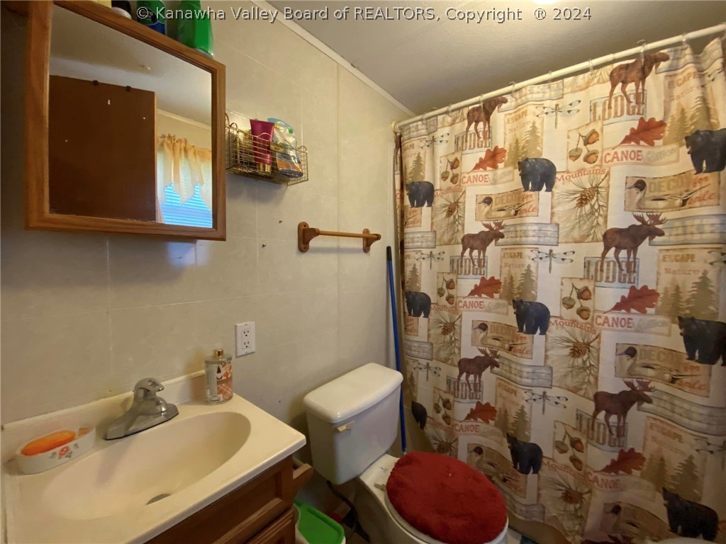 7225 Hamlin Road Hamlin, WV 25523 - Photo 12 of 20 Gallery Image 12