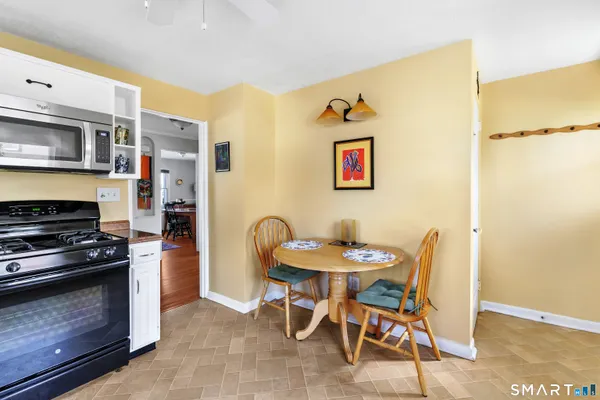 $550,000 | 148 Crane Street, Fairfield, CT 06825
