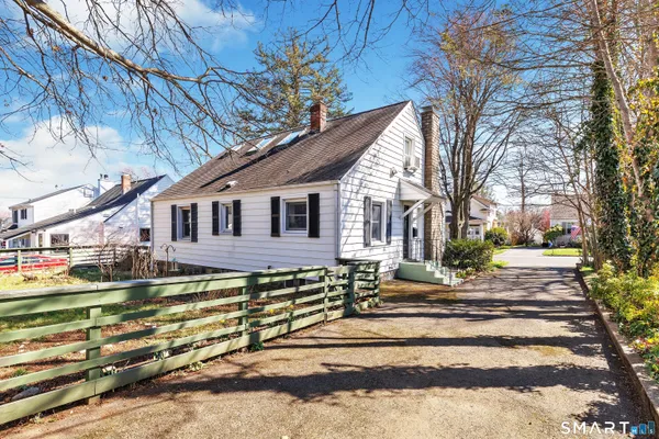 $550,000 | 148 Crane Street, Fairfield, CT 06825