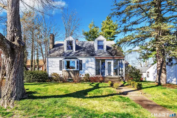 $550,000 | 148 Crane Street, Fairfield, CT 06825