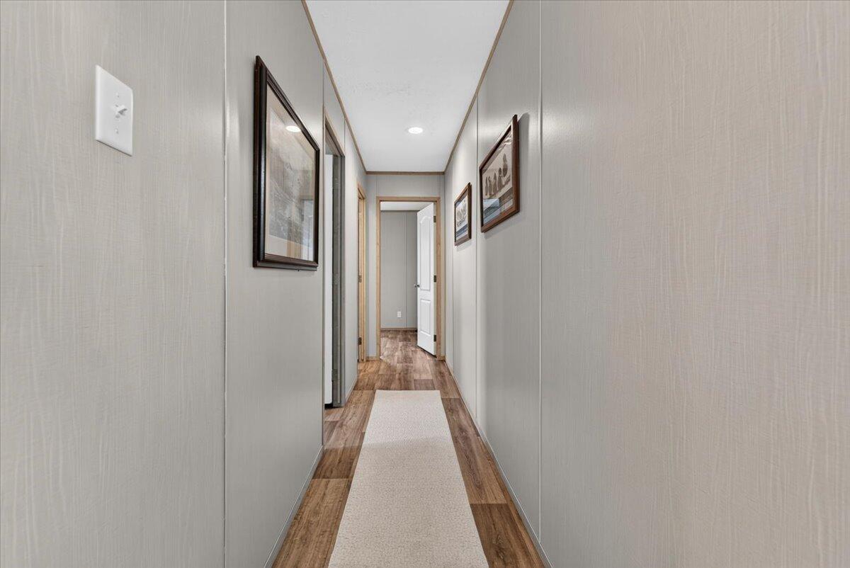 956 Tiger Loop St. Stephen, SC 29479 - Photo 5 of 30 Hallway