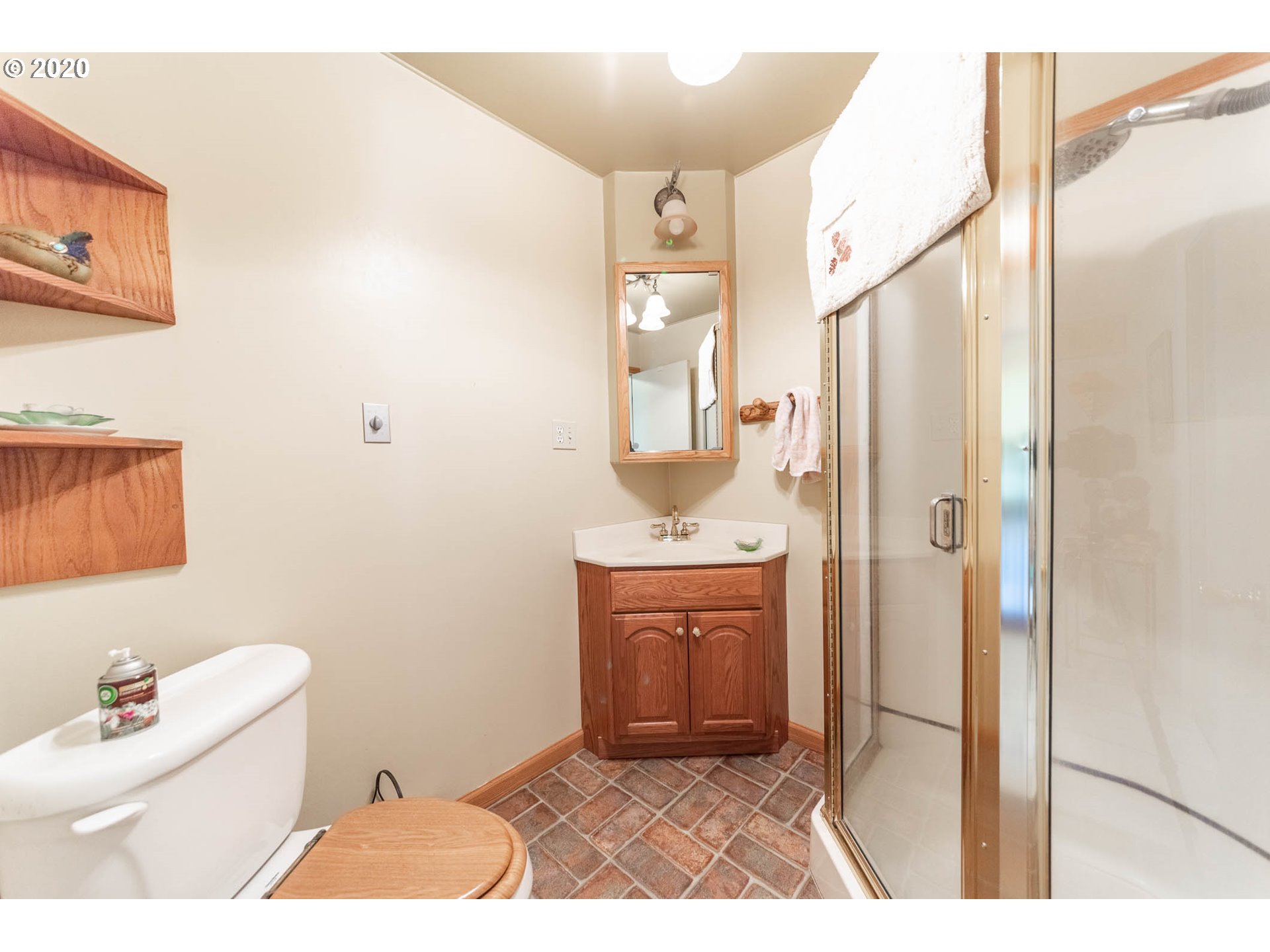 93970 Prairie Road Junction City, OR 97448 - Photo 10 of 32 Gallery Image 10