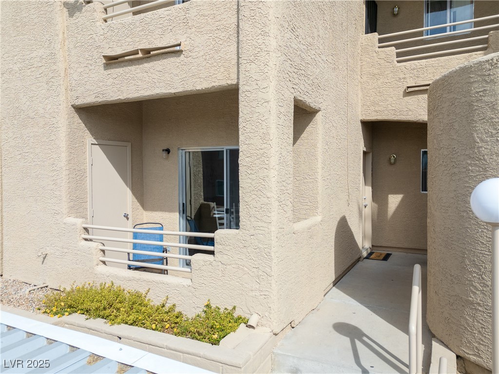 2160 Highpointe Drive, Unit 103 Laughlin, NV 89029 - Photo 3 of 32