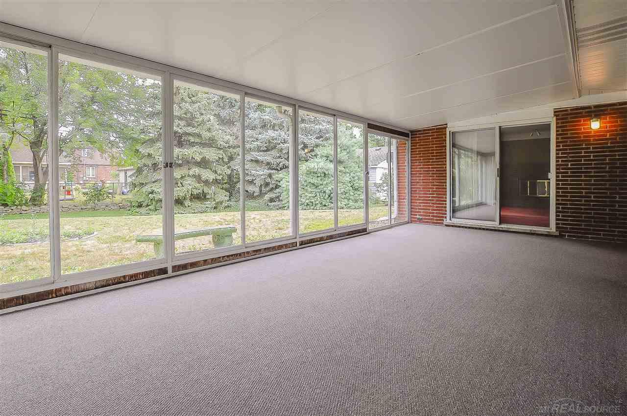 820 Hampton Road Grosse Pointe, MI 48236 - Photo 25 of 29 31355837-24.JPG