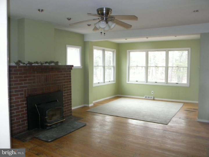 2271 North Firelane Road Southampton, NJ 08088 - Photo 3 of 19