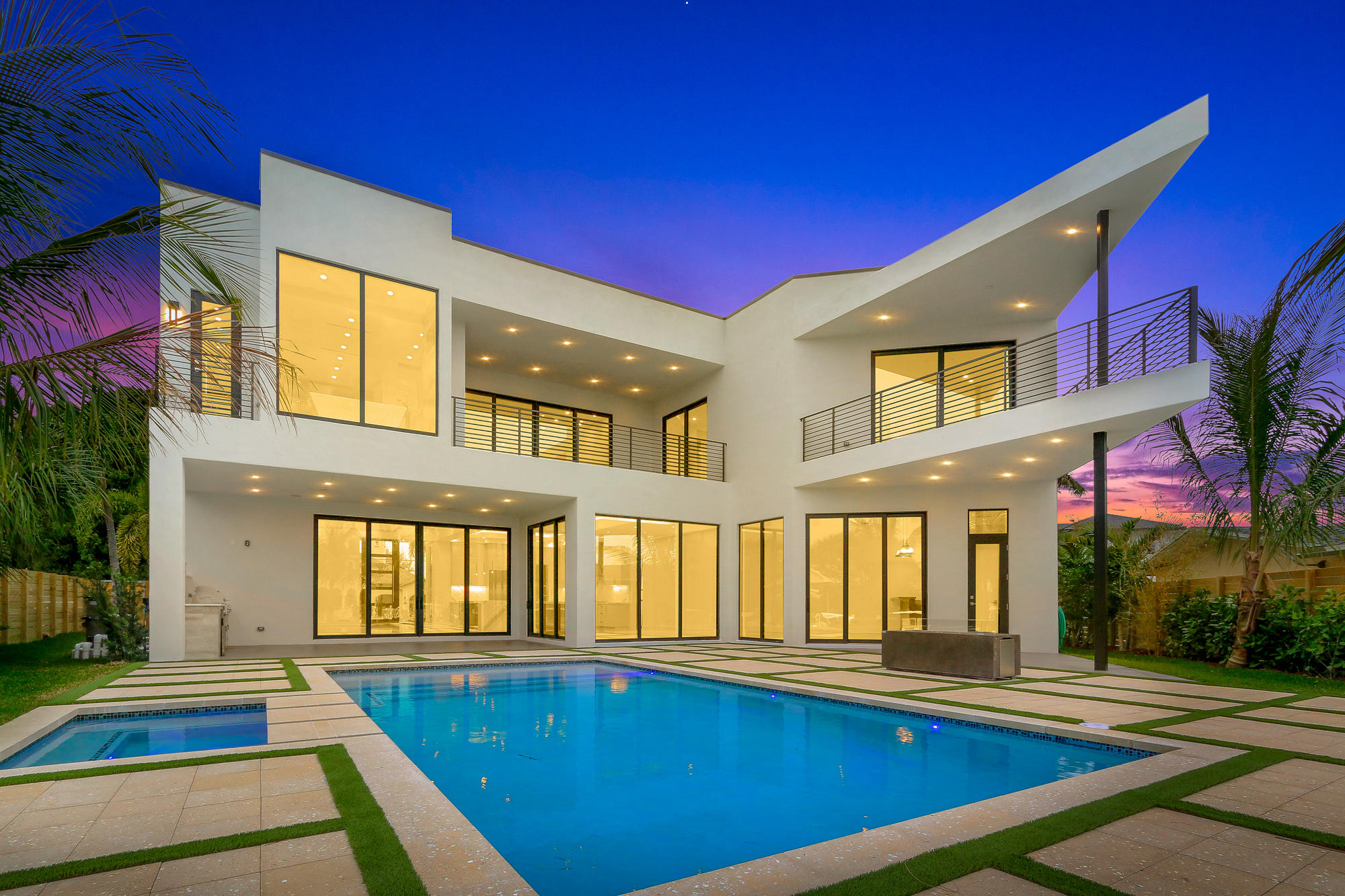 770 Northeast 35th Street Boca Raton, FL 33431 - Photo 36 of 37 Twilight (5 of 6)