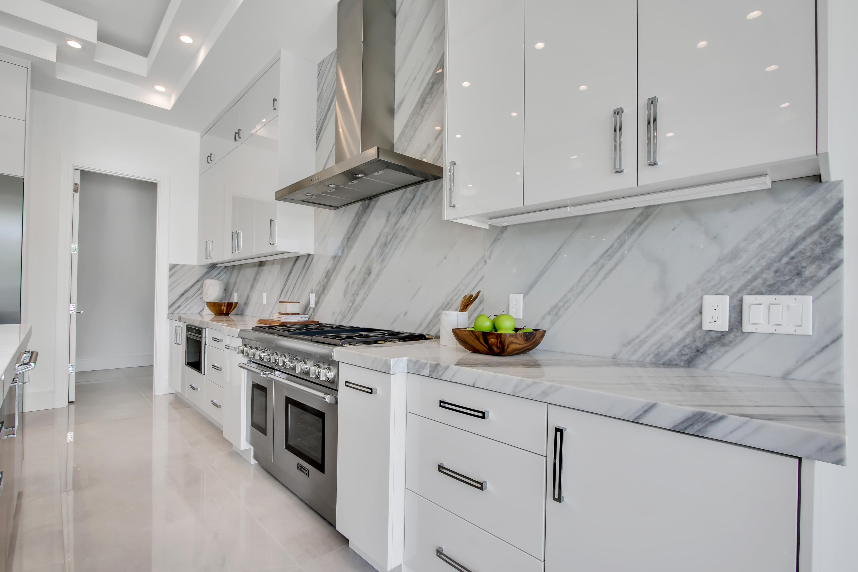 770 Northeast 35th Street Boca Raton, FL 33431 - Photo 10 of 37 Image-5