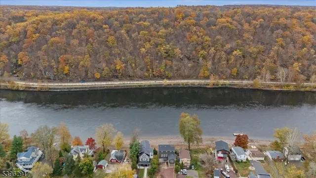 a view of fountain in middle of the lake