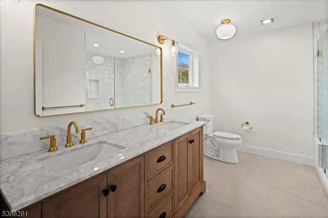 an empty room with window