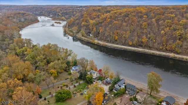 $1,595,000 | 159 Byram Lane, Stockton, NJ 08559