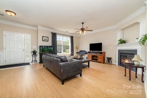 $374,900 | 7900 Rolling Meadows Lane, Huntersville, NC 28078